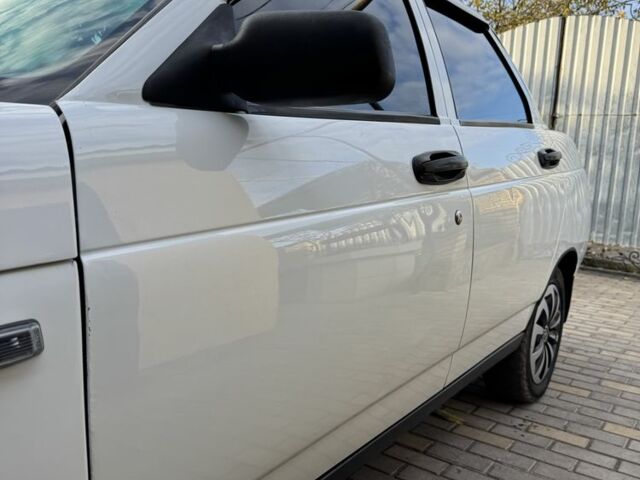 Белый ВАЗ 2110, объемом двигателя 1.6 л и пробегом 130 тыс. км за 2800 $, фото 7 на Automoto.ua