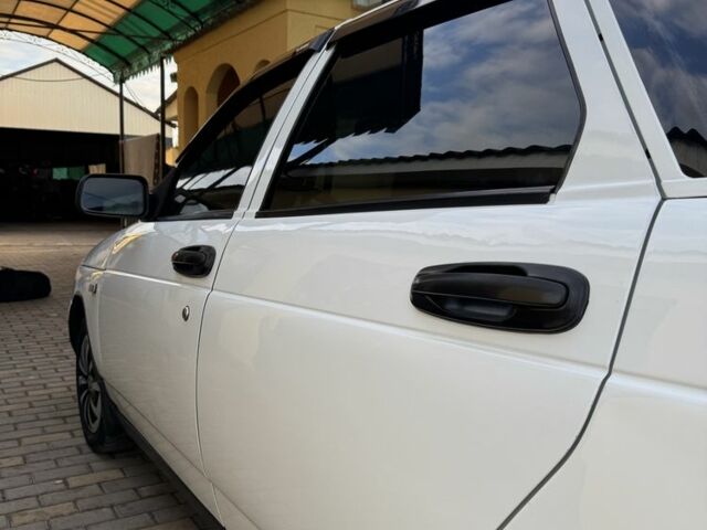 Белый ВАЗ 2110, объемом двигателя 1.6 л и пробегом 130 тыс. км за 2800 $, фото 15 на Automoto.ua