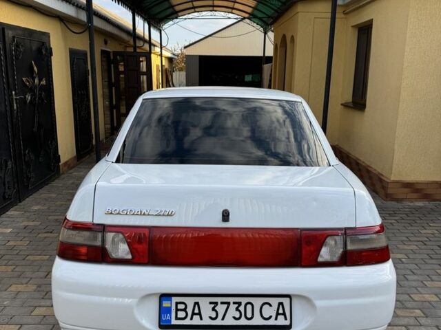 Белый ВАЗ 2110, объемом двигателя 1.6 л и пробегом 130 тыс. км за 2800 $, фото 9 на Automoto.ua