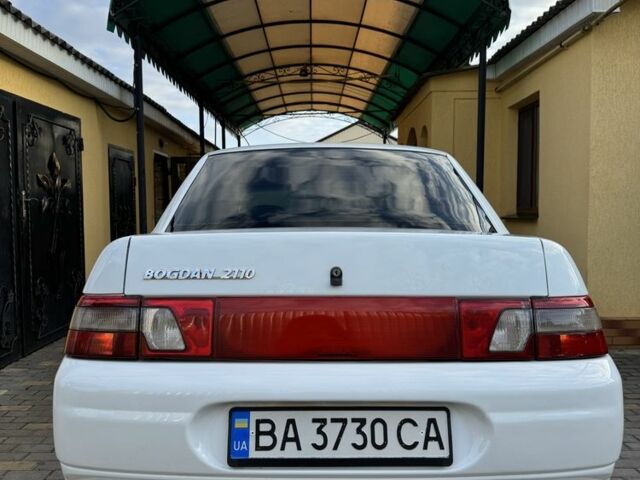 Белый ВАЗ 2110, объемом двигателя 1.6 л и пробегом 130 тыс. км за 2800 $, фото 8 на Automoto.ua