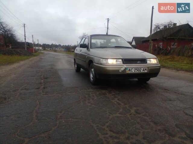 Бежевий ВАЗ 2110, об'ємом двигуна 1.5 л та пробігом 150 тис. км за 1350 $, фото 1 на Automoto.ua