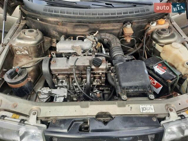 ВАЗ 2110 1999 у Костополе на Automoto.ua Бежевий ВАЗ 2110, об'ємом двигуна 1.5 л та пробігом 169 тис. км за 1200 $, фото 11 на Automoto.ua