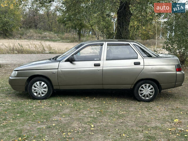 Бежевый ВАЗ 2110, объемом двигателя 1.6 л и пробегом 142 тыс. км за 1600 $, фото 2 на Automoto.ua