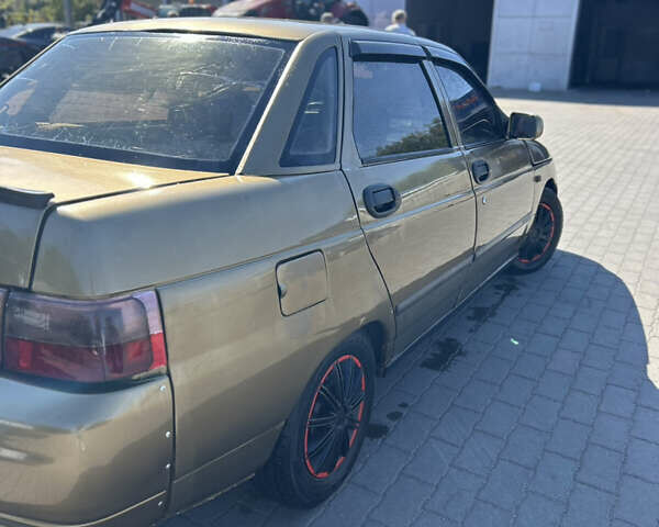 Бежевый ВАЗ 2110, объемом двигателя 1.5 л и пробегом 300 тыс. км за 1500 $, фото 2 на Automoto.ua