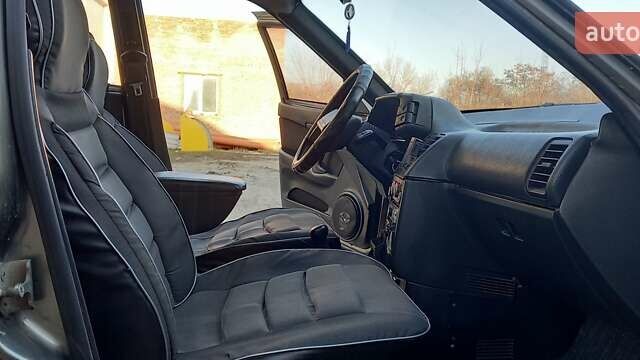 Бежевый ВАЗ 2110, объемом двигателя 1.5 л и пробегом 310 тыс. км за 2200 $, фото 18 на Automoto.ua