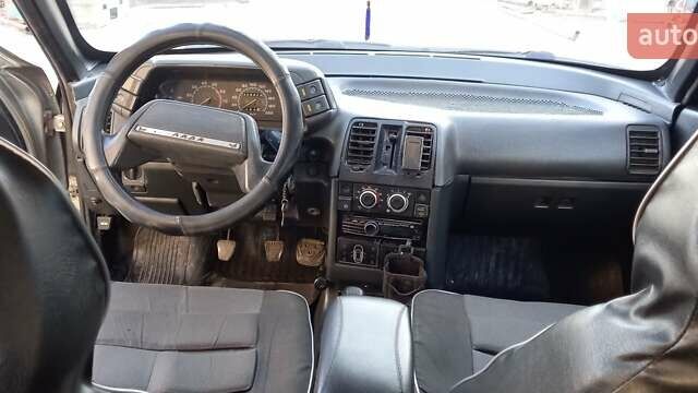 Бежевый ВАЗ 2110, объемом двигателя 1.5 л и пробегом 310 тыс. км за 2200 $, фото 14 на Automoto.ua