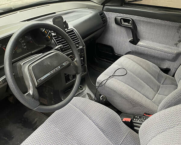 Бежевый ВАЗ 2110, объемом двигателя 1.5 л и пробегом 300 тыс. км за 1700 $, фото 6 на Automoto.ua