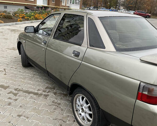 Бежевый ВАЗ 2110, объемом двигателя 1.5 л и пробегом 300 тыс. км за 1700 $, фото 4 на Automoto.ua