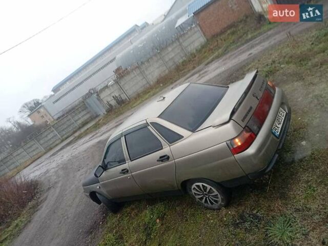 Бежевий ВАЗ 2110, об'ємом двигуна 1.5 л та пробігом 215 тис. км за 999 $, фото 5 на Automoto.ua