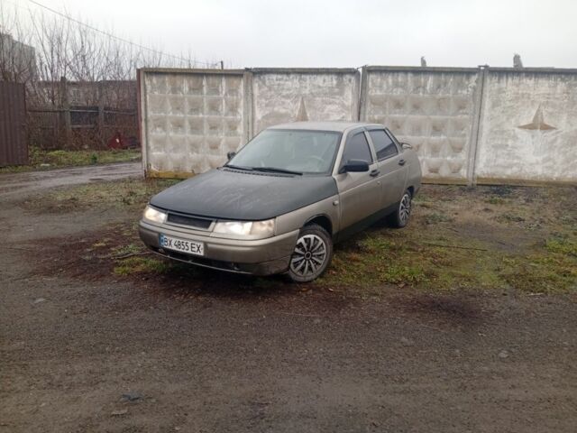 Бежевый ВАЗ 2110, объемом двигателя 1.5 л и пробегом 65 тыс. км за 950 $, фото 2 на Automoto.ua