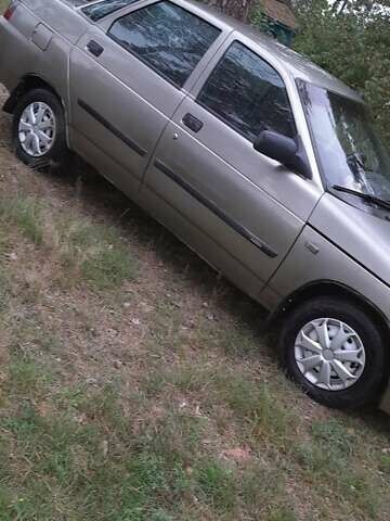 Бежевый ВАЗ 2110, объемом двигателя 1.5 л и пробегом 213 тыс. км за 1600 $, фото 2 на Automoto.ua