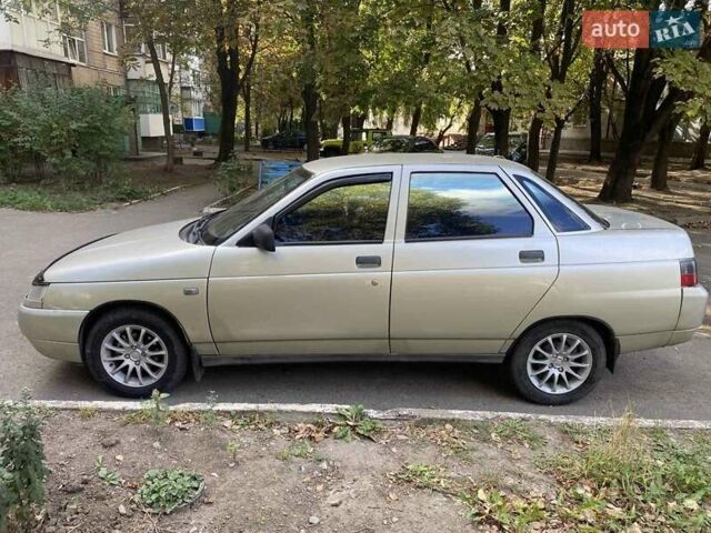 Бежевий ВАЗ 2110, об'ємом двигуна 1.6 л та пробігом 248 тис. км за 2200 $, фото 3 на Automoto.ua