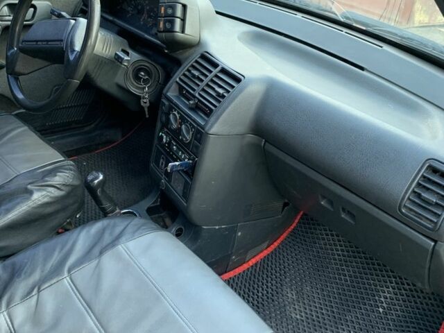 Бежевый ВАЗ 2110, объемом двигателя 1.6 л и пробегом 287 тыс. км за 1600 $, фото 11 на Automoto.ua