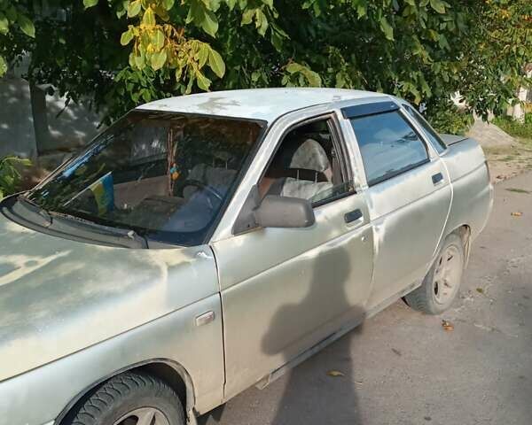 Бежевый ВАЗ 2110, объемом двигателя 1.6 л и пробегом 220 тыс. км за 2100 $, фото 4 на Automoto.ua