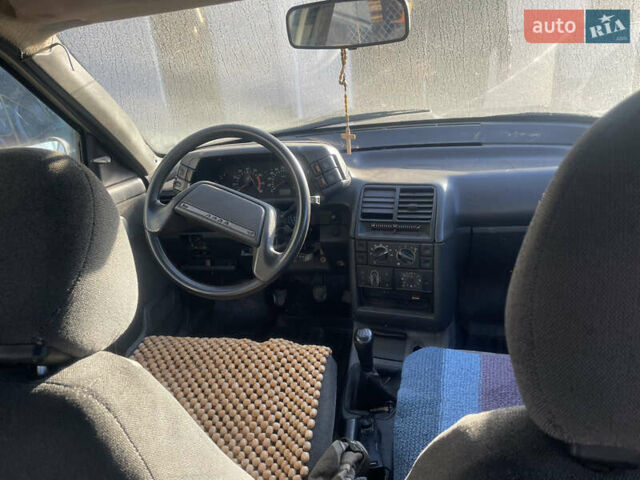 Бежевый ВАЗ 2110, объемом двигателя 0 л и пробегом 300 тыс. км за 600 $, фото 6 на Automoto.ua