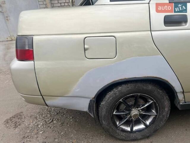 Бежевый ВАЗ 2110, объемом двигателя 1.6 л и пробегом 451 тыс. км за 2000 $, фото 23 на Automoto.ua