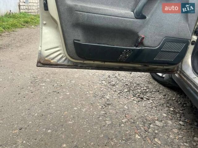 Бежевый ВАЗ 2110, объемом двигателя 1.6 л и пробегом 451 тыс. км за 2000 $, фото 34 на Automoto.ua