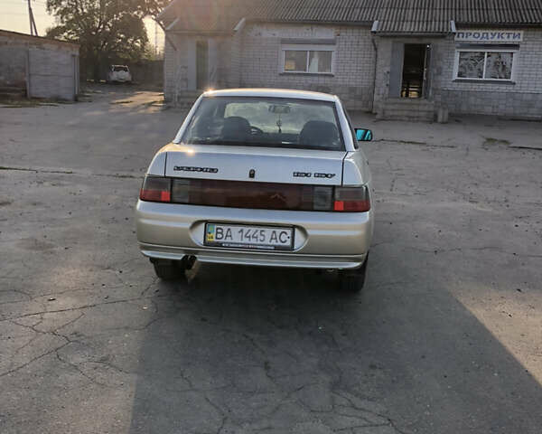 Бежевый ВАЗ 2110, объемом двигателя 1.6 л и пробегом 125 тыс. км за 2850 $, фото 4 на Automoto.ua