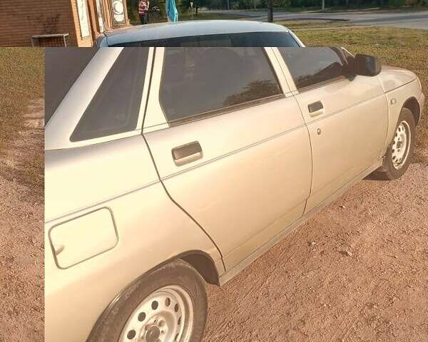 Бежевий ВАЗ 2110, об'ємом двигуна 1.6 л та пробігом 190 тис. км за 2200 $, фото 6 на Automoto.ua
