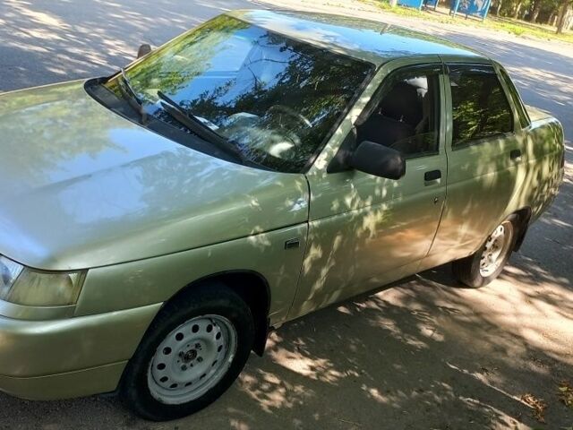 Бежевий ВАЗ 2110, об'ємом двигуна 1.6 л та пробігом 377 тис. км за 2000 $, фото 1 на Automoto.ua