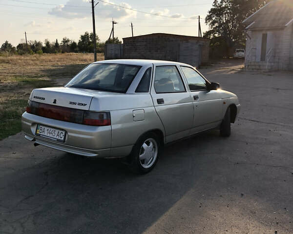 Бежевый ВАЗ 2110, объемом двигателя 1.6 л и пробегом 125 тыс. км за 2850 $, фото 5 на Automoto.ua