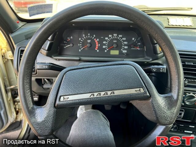 Бежевый ВАЗ 2110, объемом двигателя 1.6 л и пробегом 147 тыс. км за 2150 $, фото 6 на Automoto.ua