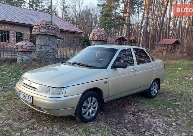 Бежевый ВАЗ 2110, объемом двигателя 1.6 л и пробегом 230 тыс. км за 2299 $, фото 8 на Automoto.ua