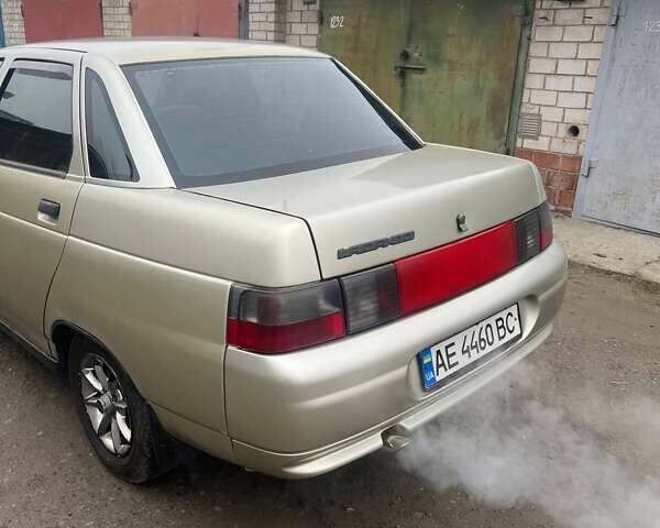 Бежевый ВАЗ 2110, объемом двигателя 1.6 л и пробегом 451 тыс. км за 2000 $, фото 7 на Automoto.ua