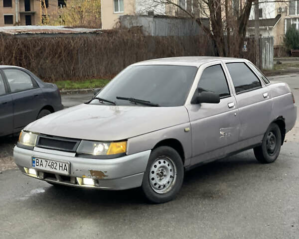 Бежевый ВАЗ 2110, объемом двигателя 1.6 л и пробегом 318 тыс. км за 1550 $, фото 1 на Automoto.ua