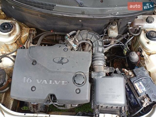 Бежевий ВАЗ 2110, об'ємом двигуна 1.6 л та пробігом 170 тис. км за 2700 $, фото 7 на Automoto.ua