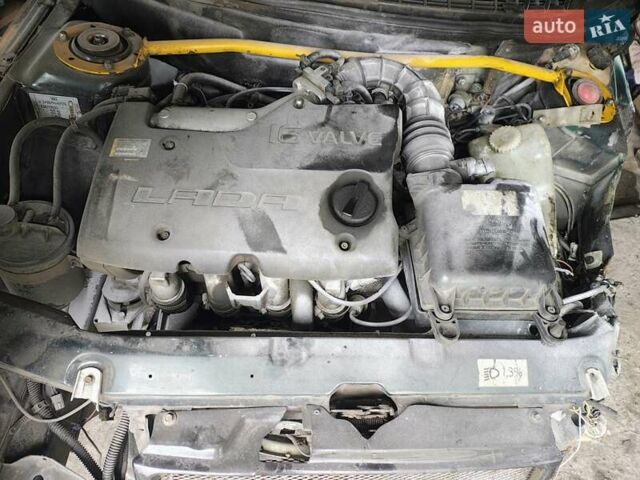 Чорний ВАЗ 2110, об'ємом двигуна 1.5 л та пробігом 100 тис. км за 351 $, фото 2 на Automoto.ua