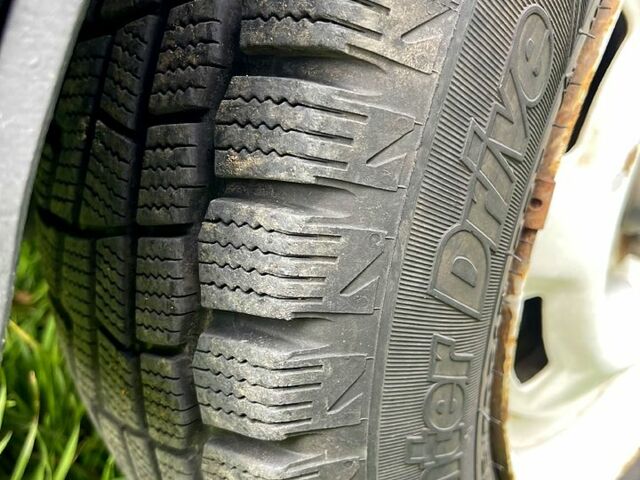 Черный ВАЗ 2110, объемом двигателя 1.5 л и пробегом 230 тыс. км за 1800 $, фото 5 на Automoto.ua