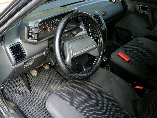 Чорний ВАЗ 2110, об'ємом двигуна 1.6 л та пробігом 280 тис. км за 1600 $, фото 3 на Automoto.ua