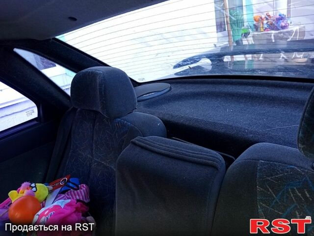 Чорний ВАЗ 2110, об'ємом двигуна 1.5 л та пробігом 215 тис. км за 950 $, фото 3 на Automoto.ua