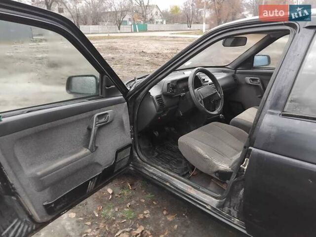 Чорний ВАЗ 2110, об'ємом двигуна 1.5 л та пробігом 320 тис. км за 850 $, фото 2 на Automoto.ua