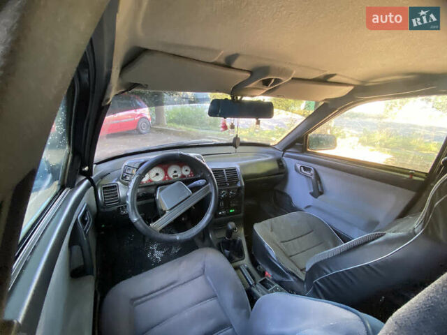 Черный ВАЗ 2110, объемом двигателя 1.5 л и пробегом 304 тыс. км за 899 $, фото 6 на Automoto.ua