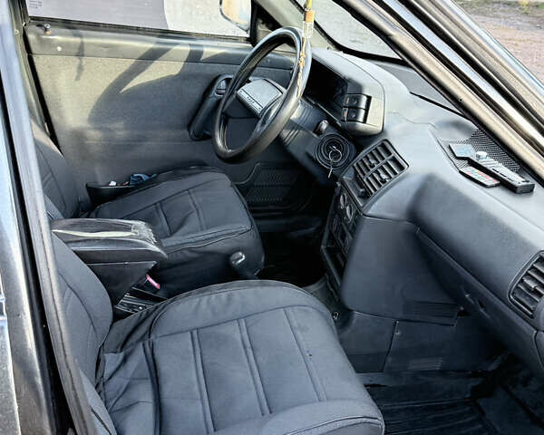 Черный ВАЗ 2110, объемом двигателя 1.5 л и пробегом 185 тыс. км за 1800 $, фото 7 на Automoto.ua