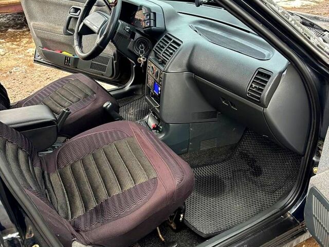 Чорний ВАЗ 2110, об'ємом двигуна 1.6 л та пробігом 191 тис. км за 2300 $, фото 6 на Automoto.ua