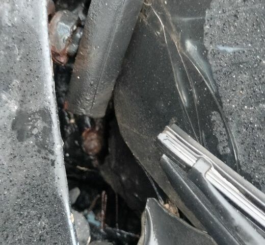 Черный ВАЗ 2110, объемом двигателя 1.5 л и пробегом 330 тыс. км за 355 $, фото 6 на Automoto.ua