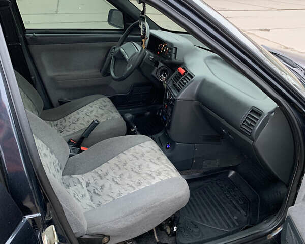 Чорний ВАЗ 2110, об'ємом двигуна 1.6 л та пробігом 153 тис. км за 2400 $, фото 8 на Automoto.ua