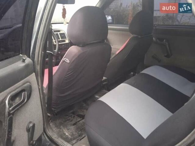 ВАЗ 2110 2005 в Полонном на Automoto.ua Черный ВАЗ 2110, объемом двигателя 1.6 л и пробегом 200 тыс. км за 1300 $, фото 8 на Automoto.ua