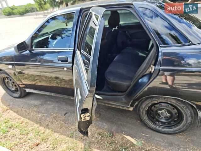 ВАЗ 2110 2005 у Кам'янське (Дніпродзержинськ) на Automoto.ua Чорний ВАЗ 2110, об'ємом двигуна 1.6 л та пробігом 335 тис. км за 1700 $, фото 3 на Automoto.ua