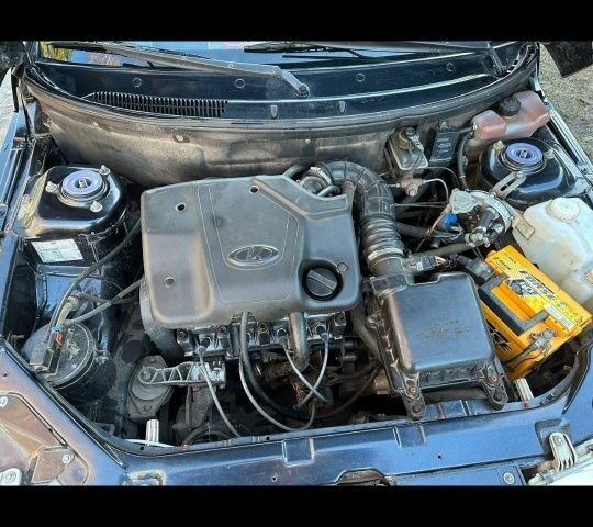 Черный ВАЗ 2110, объемом двигателя 1.6 л и пробегом 200 тыс. км за 1800 $, фото 1 на Automoto.ua