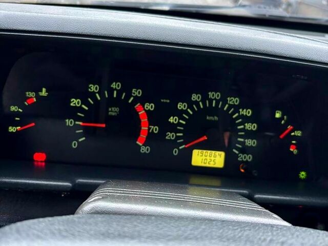 Чорний ВАЗ 2110, об'ємом двигуна 1.6 л та пробігом 191 тис. км за 2300 $, фото 7 на Automoto.ua