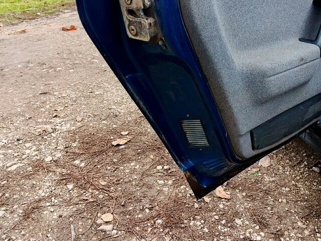 Черный ВАЗ 2110, объемом двигателя 1.6 л и пробегом 150 тыс. км за 2000 $, фото 12 на Automoto.ua