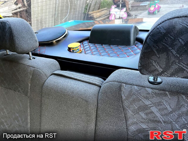 Черный ВАЗ 2110, объемом двигателя 1.6 л и пробегом 0 тыс. км за 2200 $, фото 9 на Automoto.ua