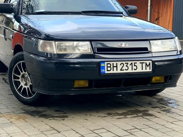 Черный ВАЗ 2110, объемом двигателя 1.6 л и пробегом 175 тыс. км за 2850 $, фото 2 на Automoto.ua