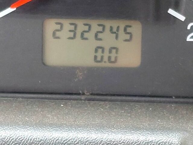 Черный ВАЗ 2110, объемом двигателя 1.6 л и пробегом 232 тыс. км за 2000 $, фото 4 на Automoto.ua