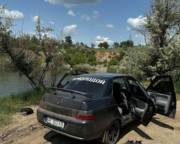 Черный ВАЗ 2110, объемом двигателя 1.6 л и пробегом 345 тыс. км за 1200 $, фото 1 на Automoto.ua