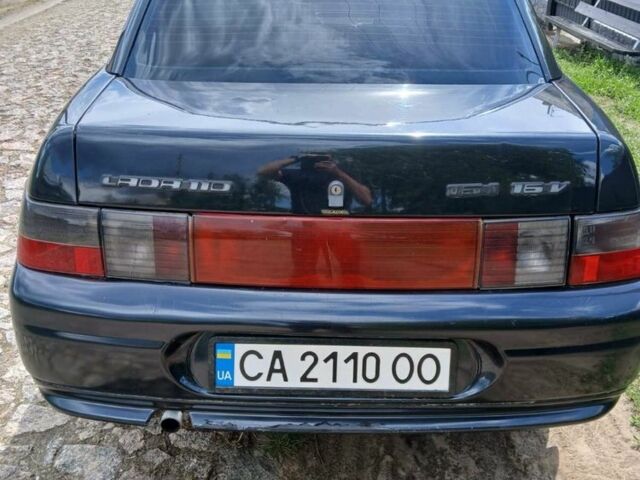 Чорний ВАЗ 2110, об'ємом двигуна 1.6 л та пробігом 134 тис. км за 2000 $, фото 4 на Automoto.ua